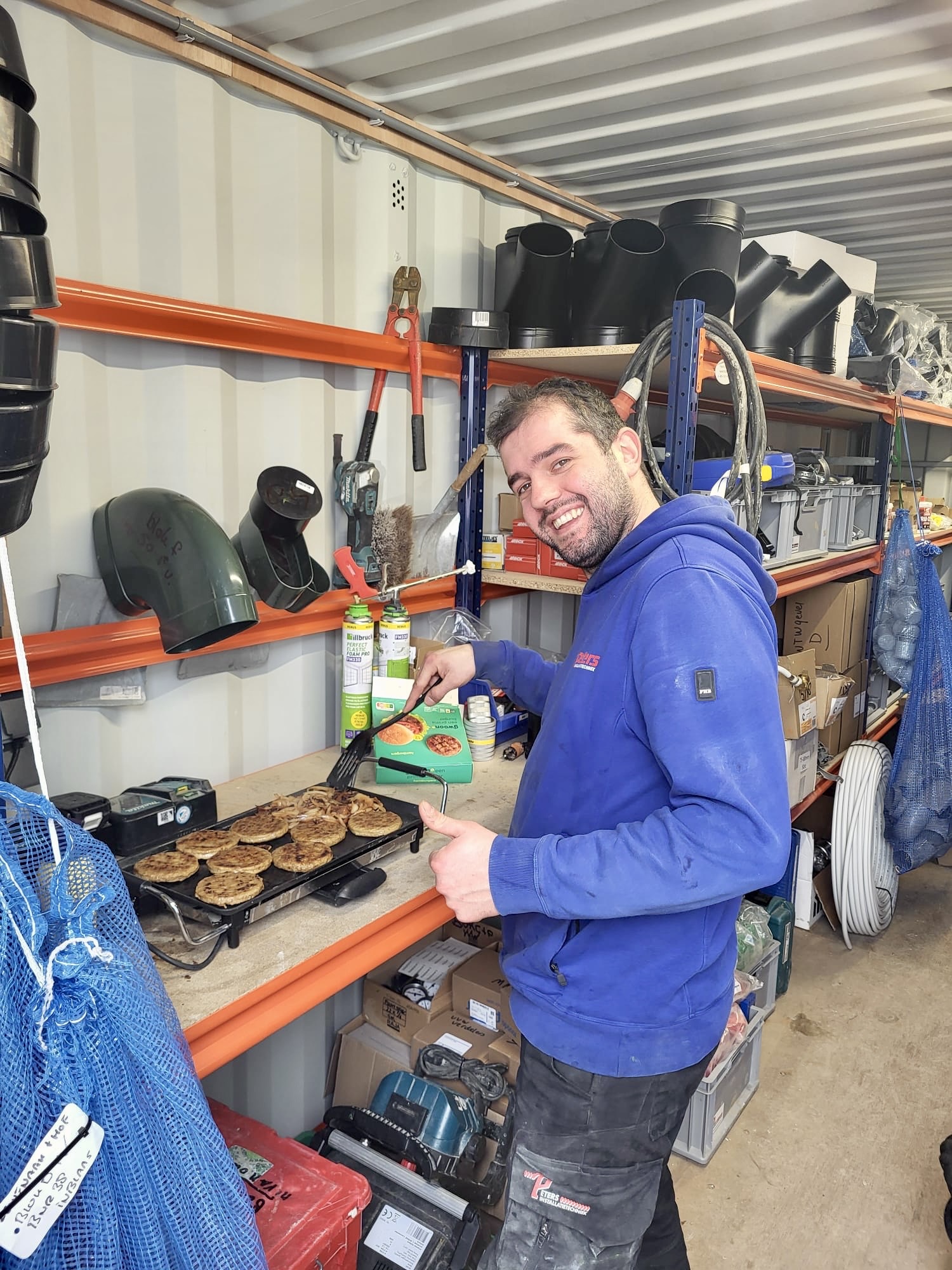 32ed5ffd-55a8-46c0-8e40-ecc900880621